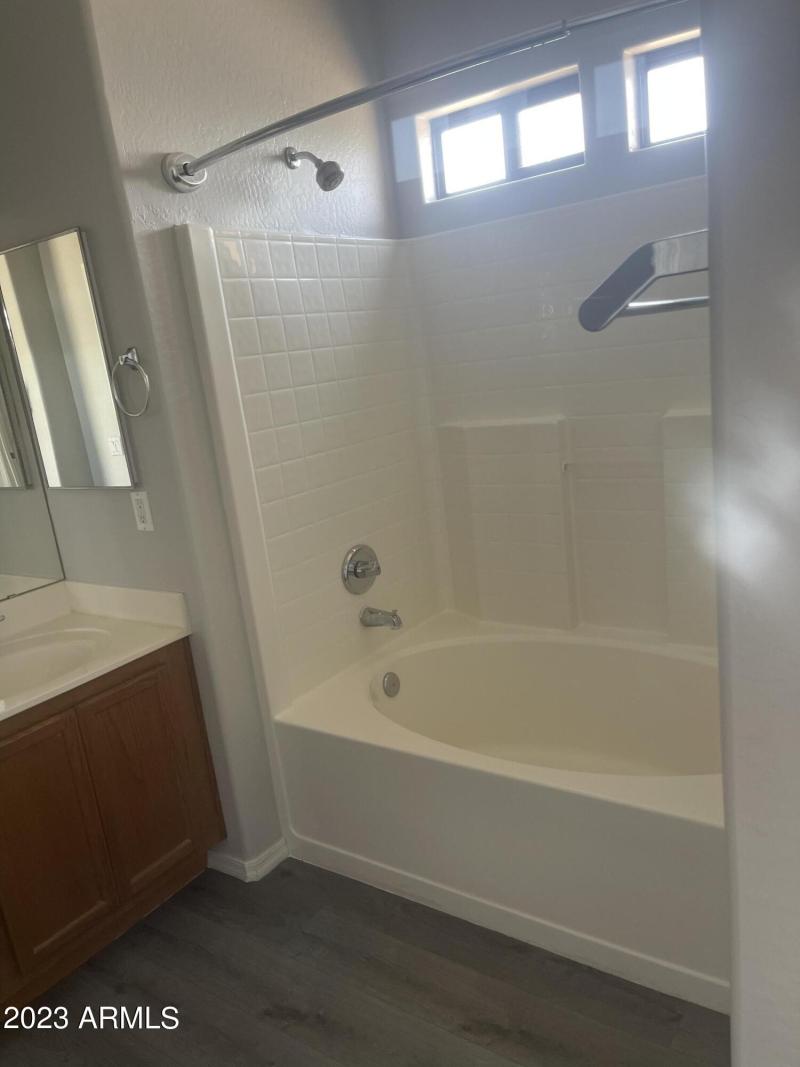 9EFCDA6E-F2ED-46D8-A813-30F3CF01AAA7