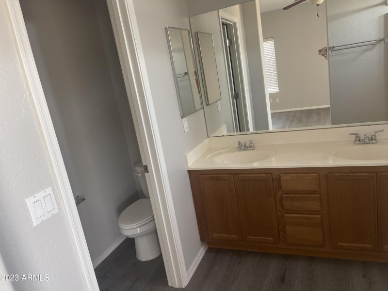 4BE0BE27-110E-4552-AA1B-F26F816E2E9A