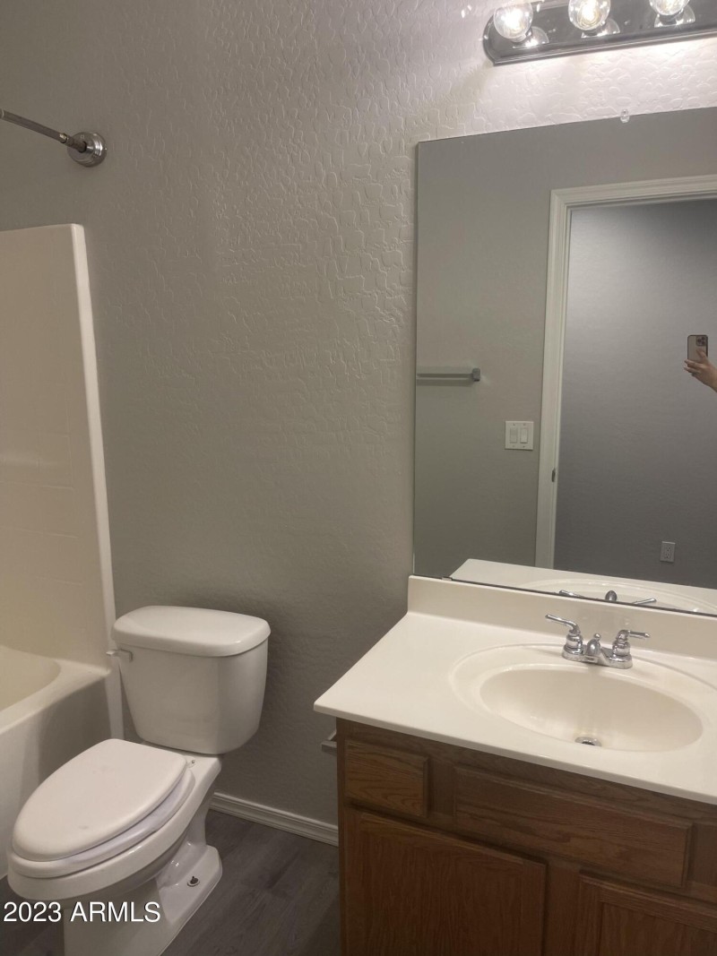 BDFB9341-F3AC-49AC-8DC9-803A2EB4EE13