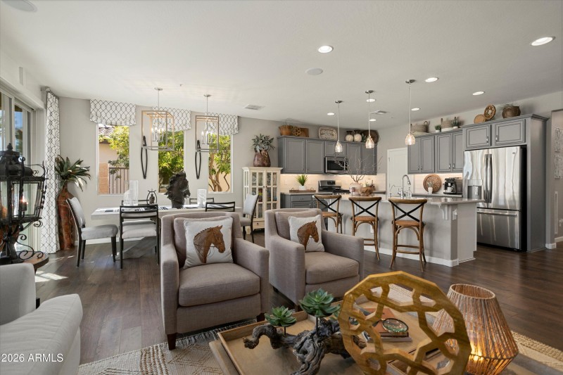 BEAUTIFUL OPEN FLOOR PLAN