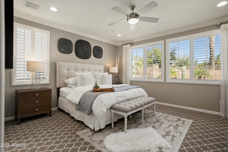 AIRY PRIMARY BEDROOM