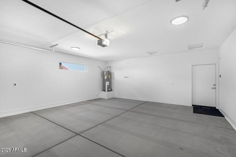 20251020231631520663000000-o