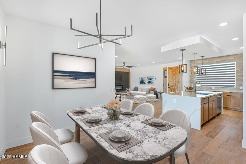 20251031022216784631000000-o