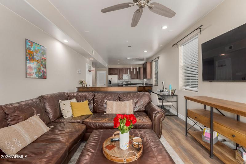 Great Room showing Kitchen