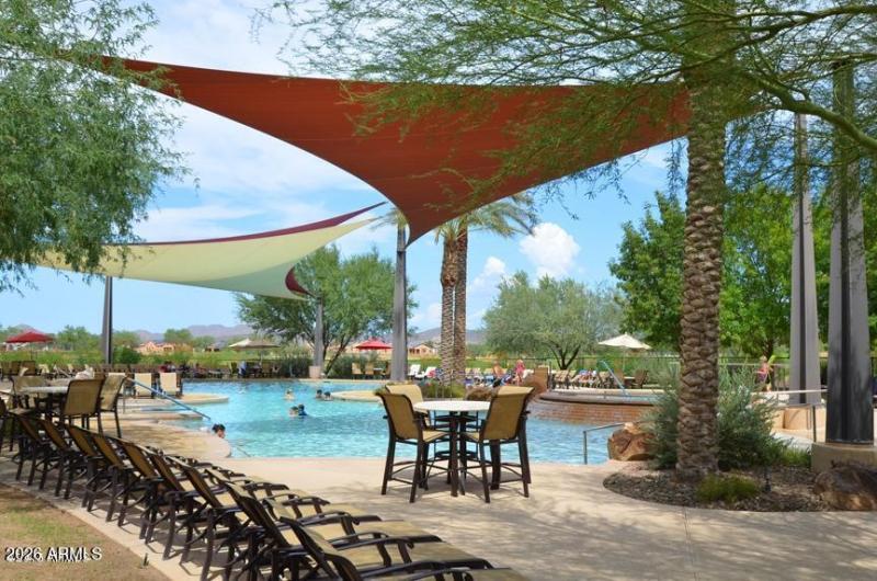 21 Spectacular Outdoor Pool with Sun Sha