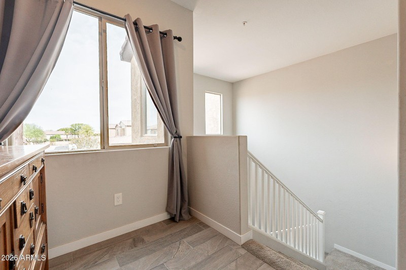 14-web-or-mls-Queen-14