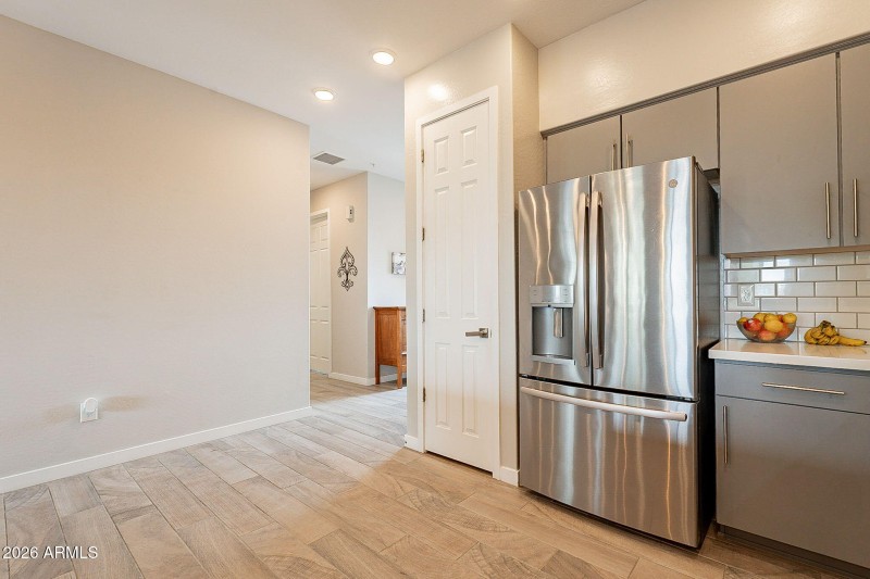 21-web-or-mls-Queen-21