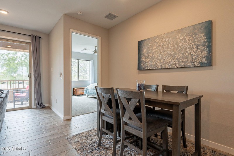 24-web-or-mls-Queen-24