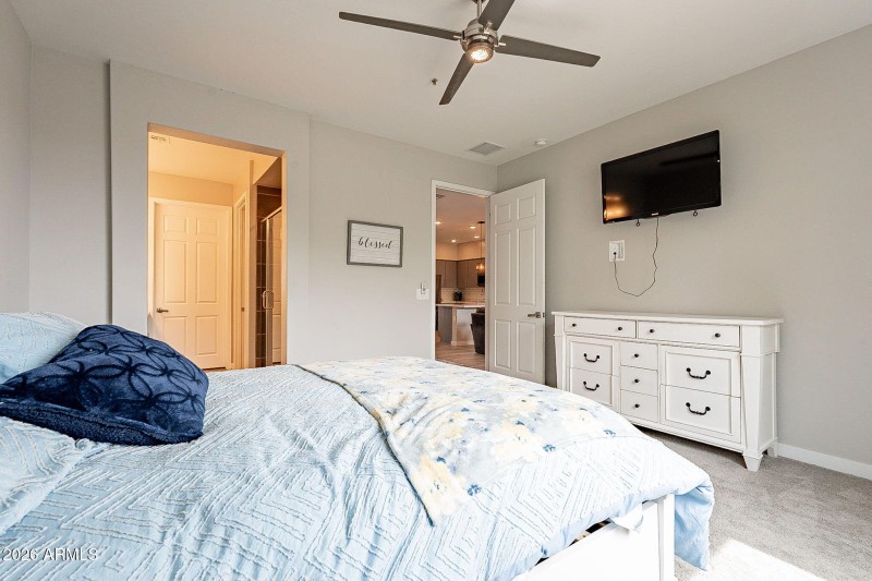 27-web-or-mls-Queen-27