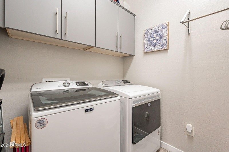 37-web-or-mls-Queen-37