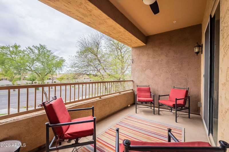 39-web-or-mls-Queen-39