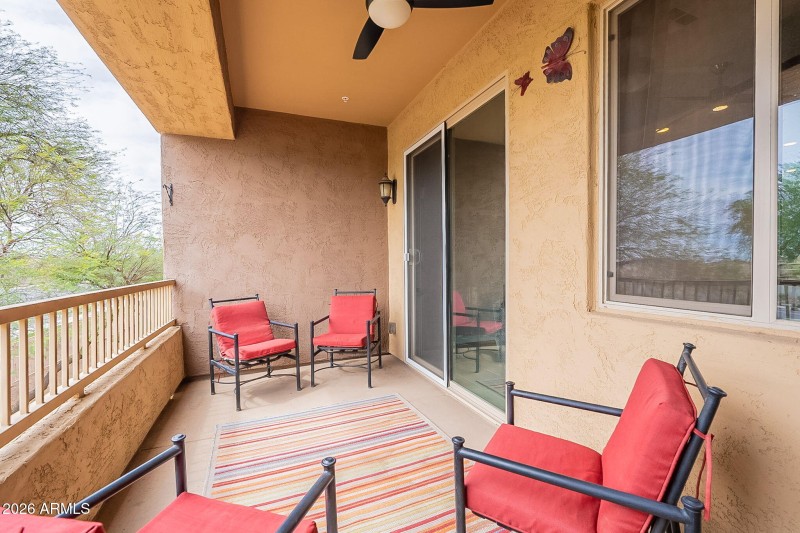 40-web-or-mls-Queen-40