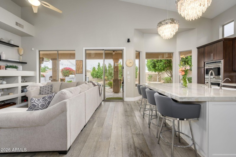 30-web-or-mls-Nestling-30