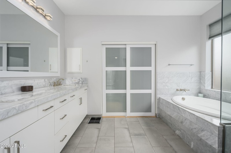 20-web-or-mls-Nestling-20