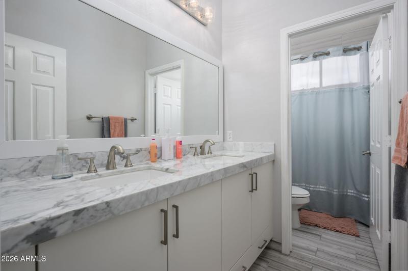 14-web-or-mls-Nestling-14