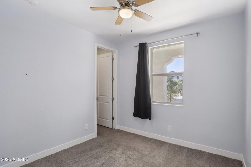 27-web-or-mls-E Via Del Sol-0506-021