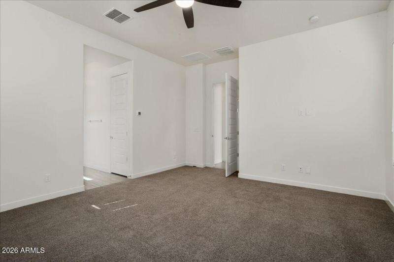 19-16786 West Cielo Grande Avenue 19