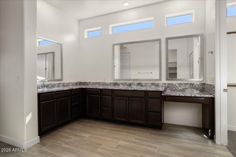 22-16786 West Cielo Grande Avenue 22