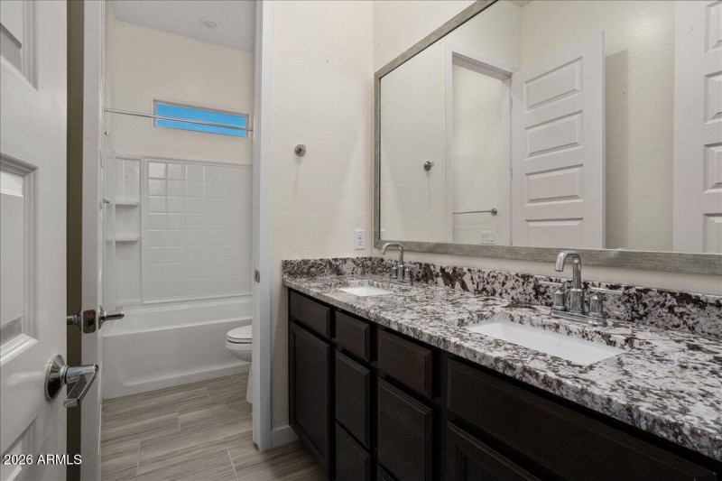 27-16786 West Cielo Grande Avenue 28