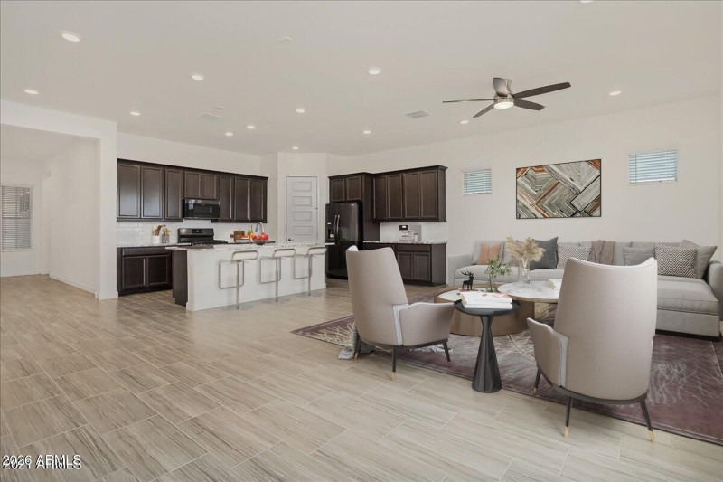 kitchen.familyroom(1) (1)