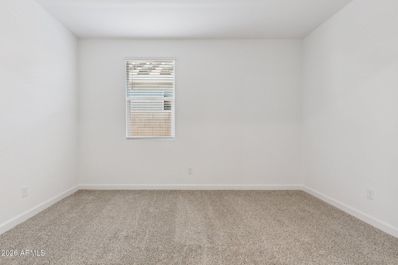 21-web-or-mls-17824-w-vogel-ave-lot-165-