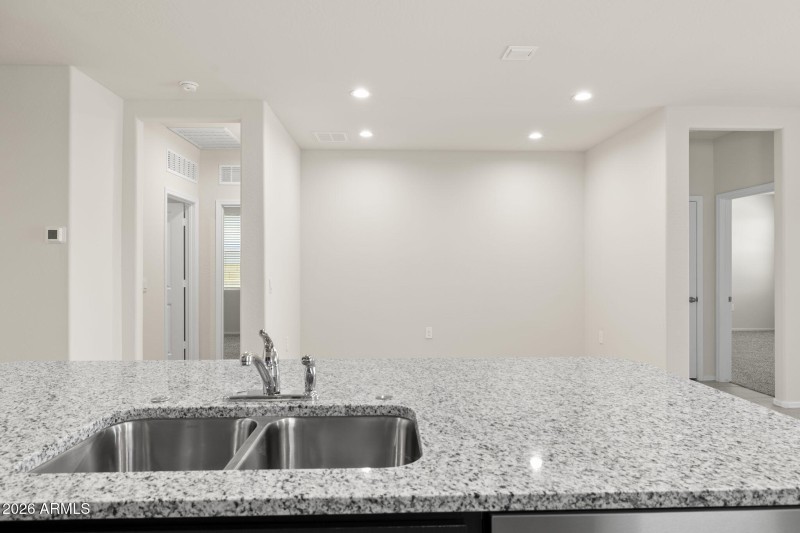 20-web-or-mls-25414-n-186th-ln-lot-1093