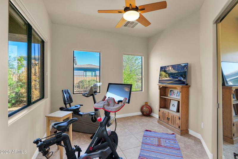 21A den_bed_exercise_flex