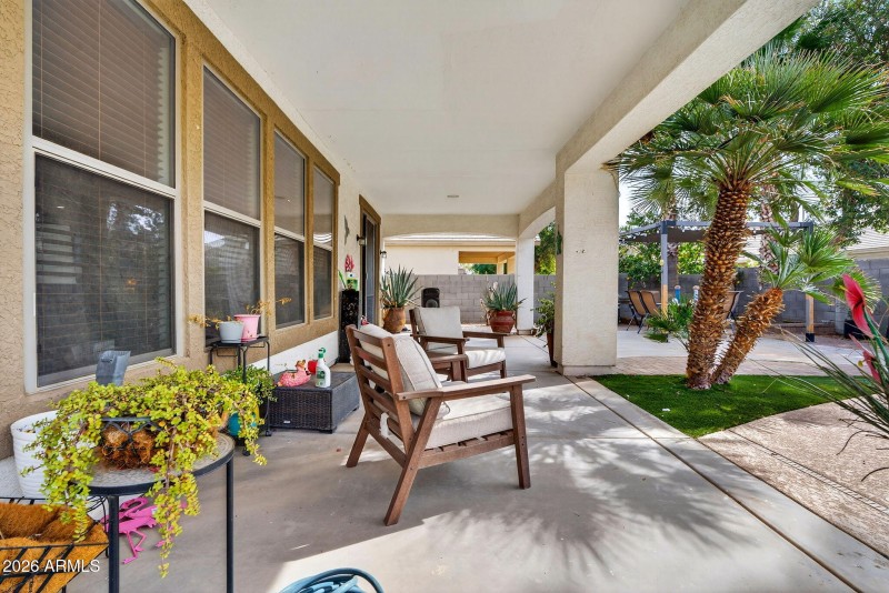 47-web-or-mls-64N Sandstone Way