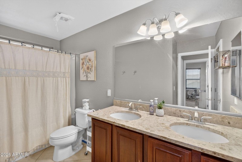 40-web-or-mls-34N Sandstone Way