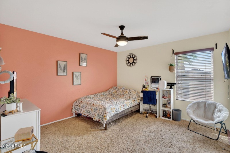 32-web-or-mls-28N Sandstone Way