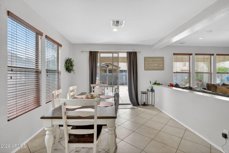 21-web-or-mls-44N Sandstone Way