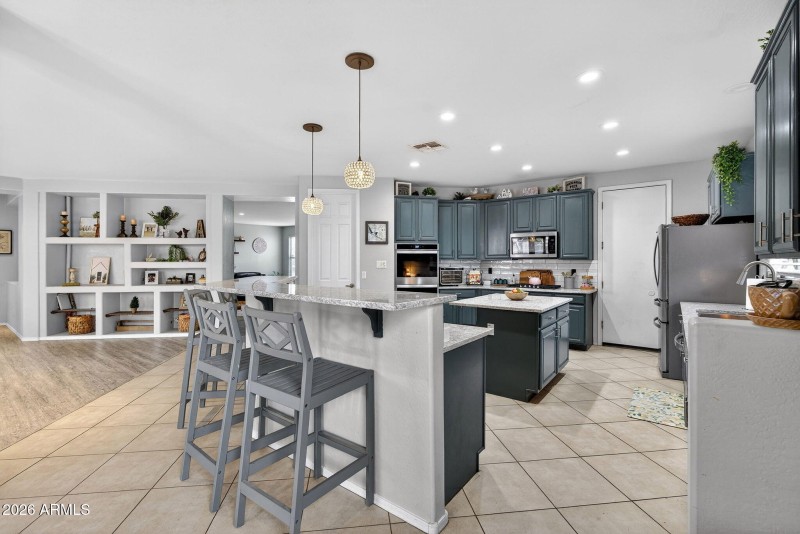 15-web-or-mls-40N Sandstone Way