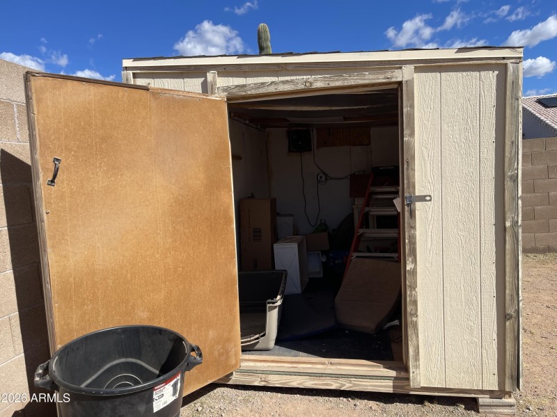 Backyard Shed2