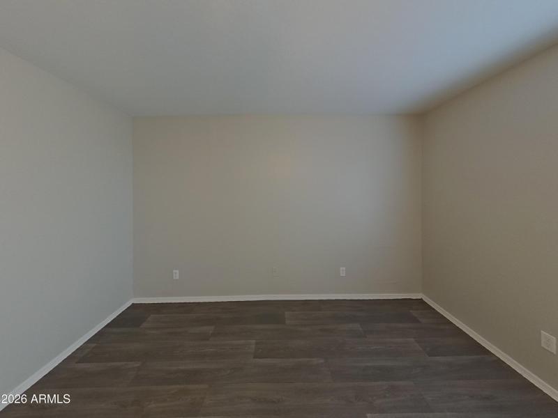 5_pc_XyzhHV4rEL_KXAvtTBxBk_layout_2