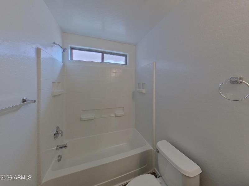 13_pc_2UPFzxlmrv_UO1QNxsR6A_layout_0