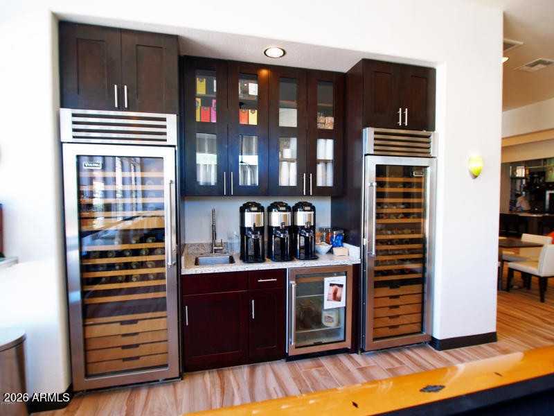 20161020162208738871000000-o