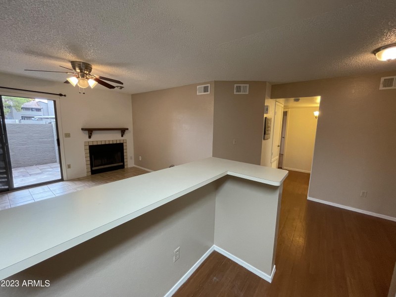 1FBE0BA2-4084-437F-8177-3CFF02D62E1A