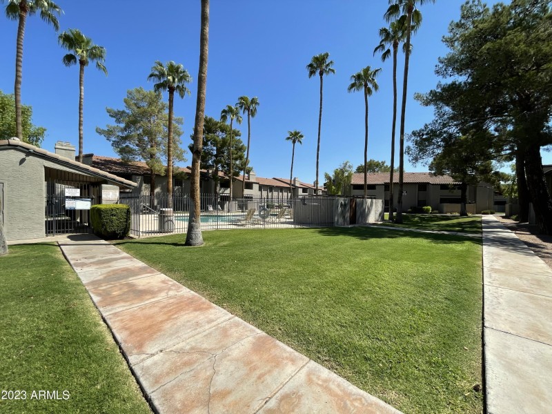 22AF36AA-A142-45B7-AB84-7DD6B39EEAD9