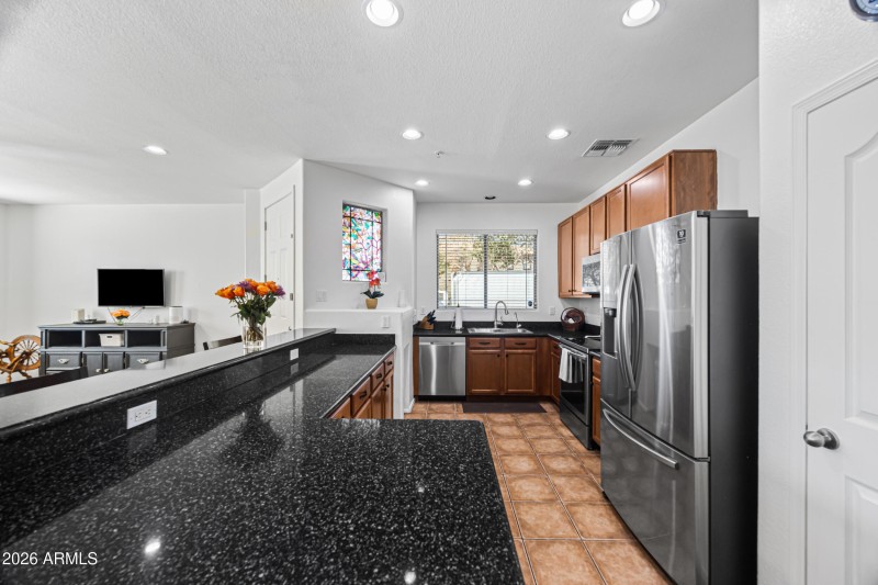 Stainless Steel/Granite Kitchen