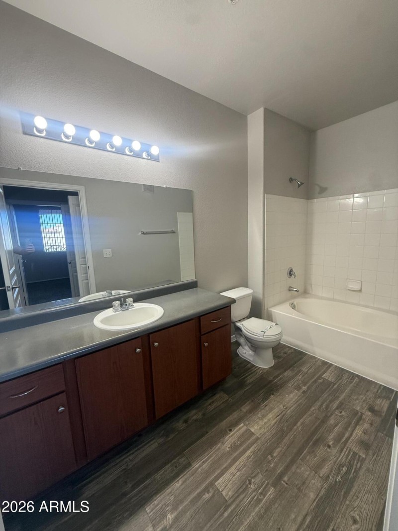 Full Bathroom Solana 2118 IMG_4275