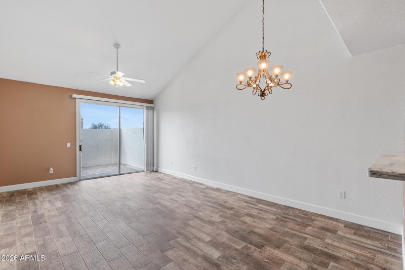 Living/Dining Area
