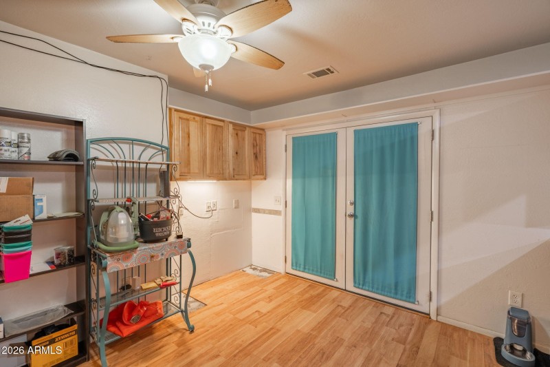 2-web-or-mls-263-s-11th-st