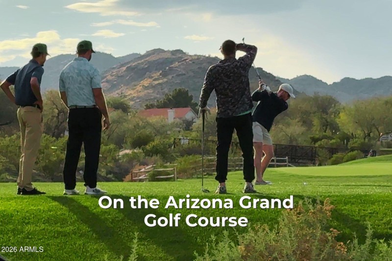 POINTE GOLFERS 1 - LABELED