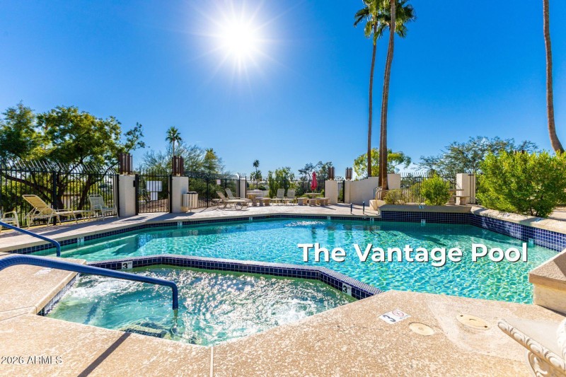 POOL VANTAGE 2 - LABELED