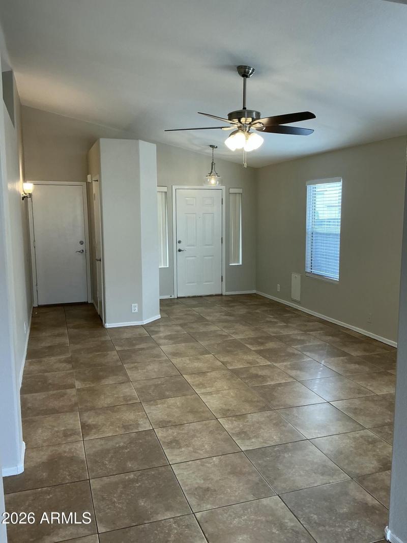 E36D8DF9-A4AA-4FBD-87E7-6903AF95A231