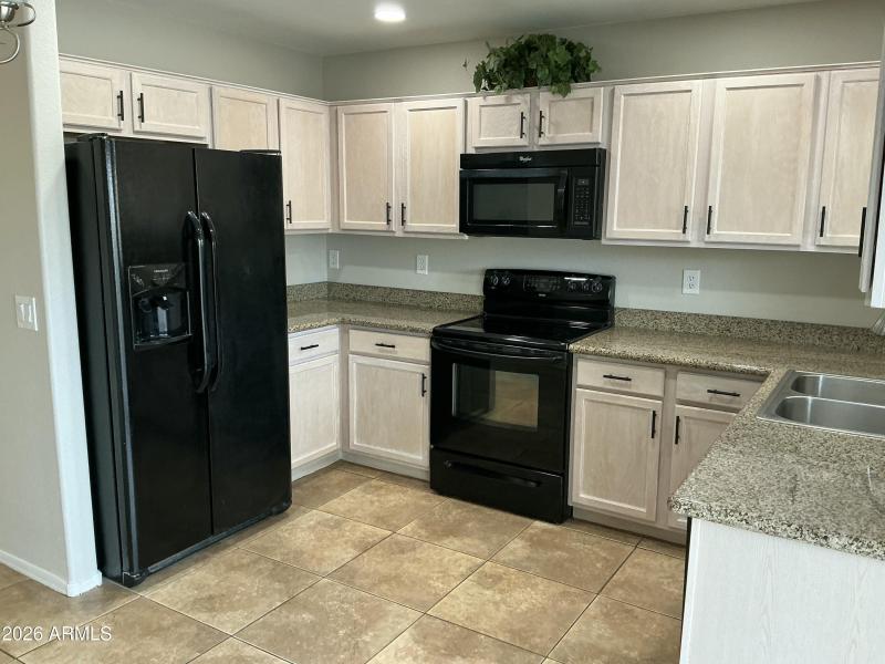 1CCC0559-5AC0-49A8-8D74-F774D9FFBEA5