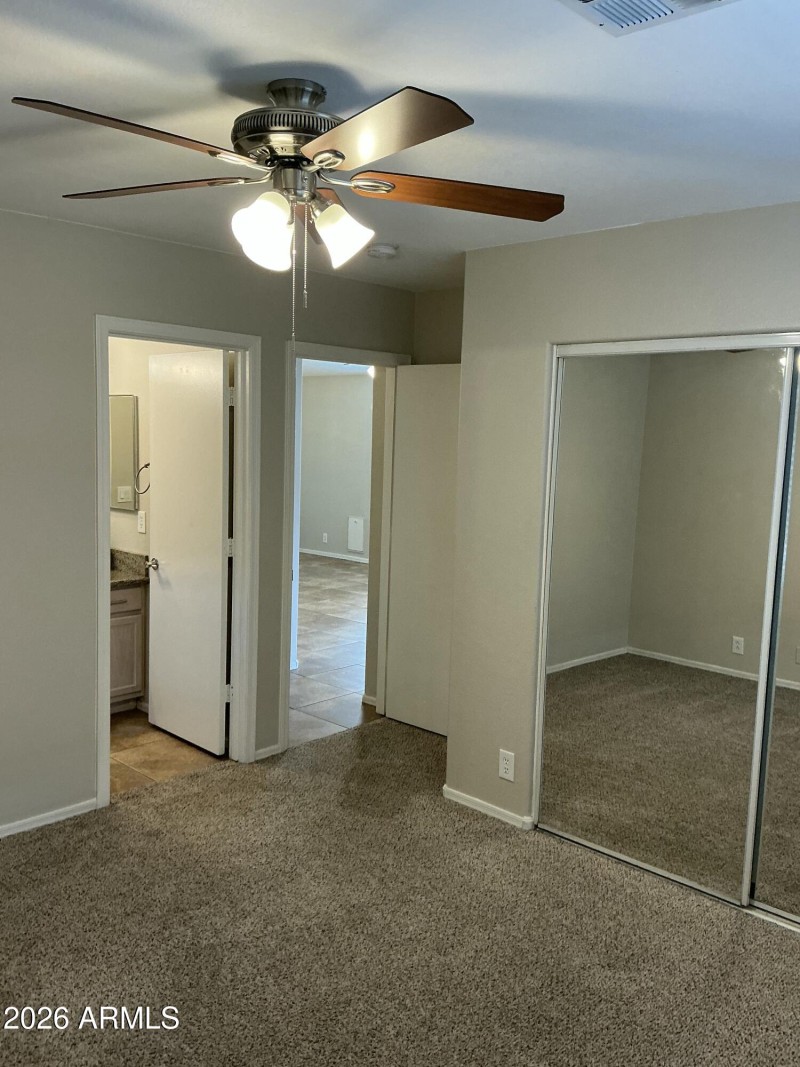 EFDB9EB0-E662-432E-A0F7-AD17DCAA5209