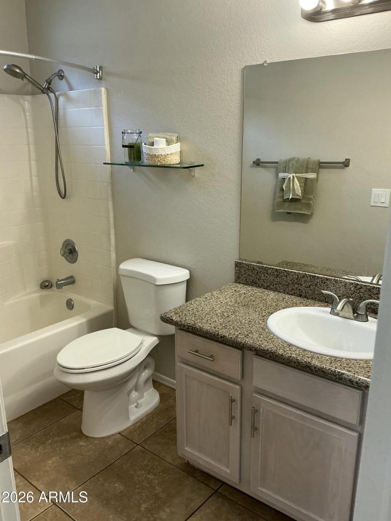 637B81B8-B7AB-474E-9F73-C5D957053560