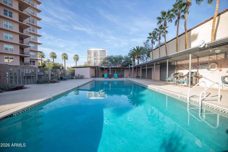 2201 N Central pool
