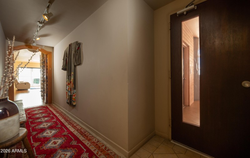 2201 N Central entry